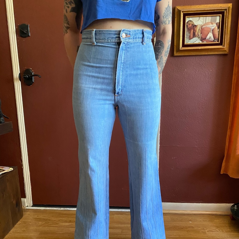 Sold! 1970s VINTAGE bell bottom wide leg 💋